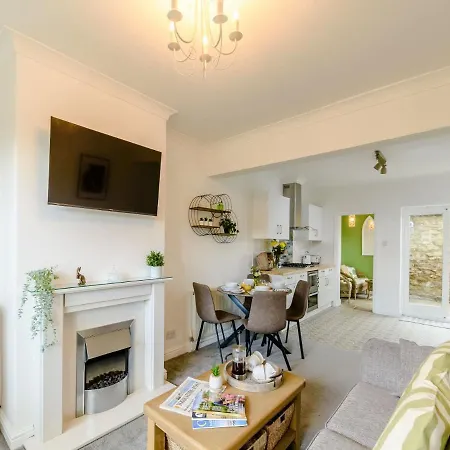 بيت للعطل 2 Bed In Scarborough 82716 Brompton (Scarborough)