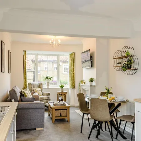 2 Bed In Scarborough 82716 Brompton (Scarborough)